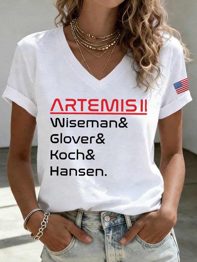 Women's Crewed Again Print V Neck T-shirt