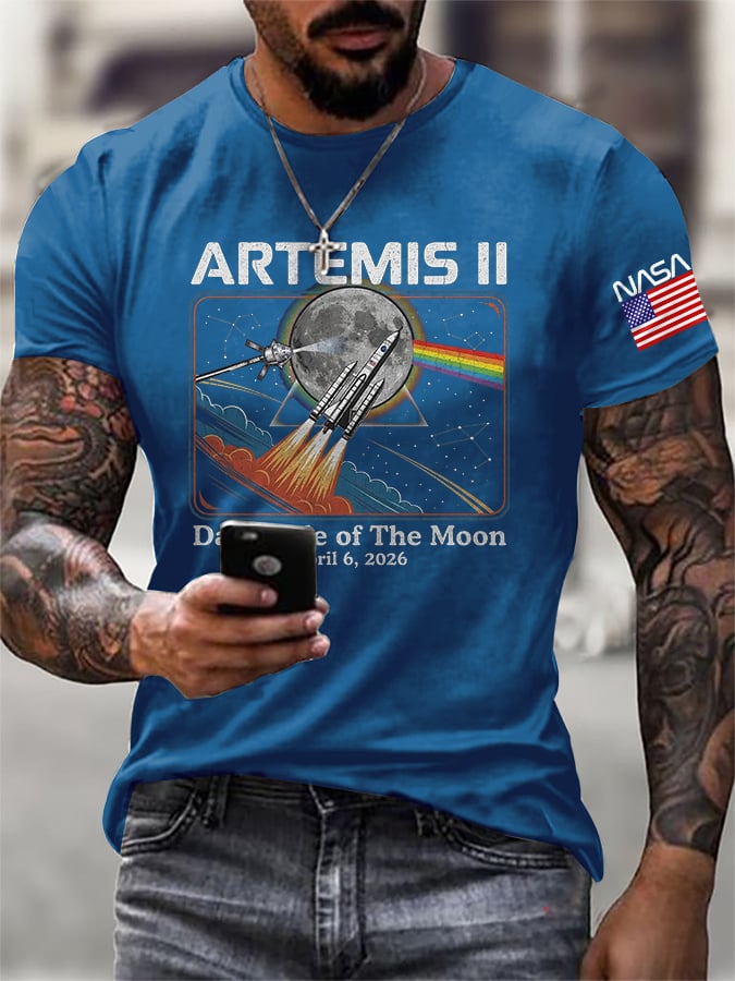 Men's Retro Artemis II Dark Side Of The Moon Print T-Shirt