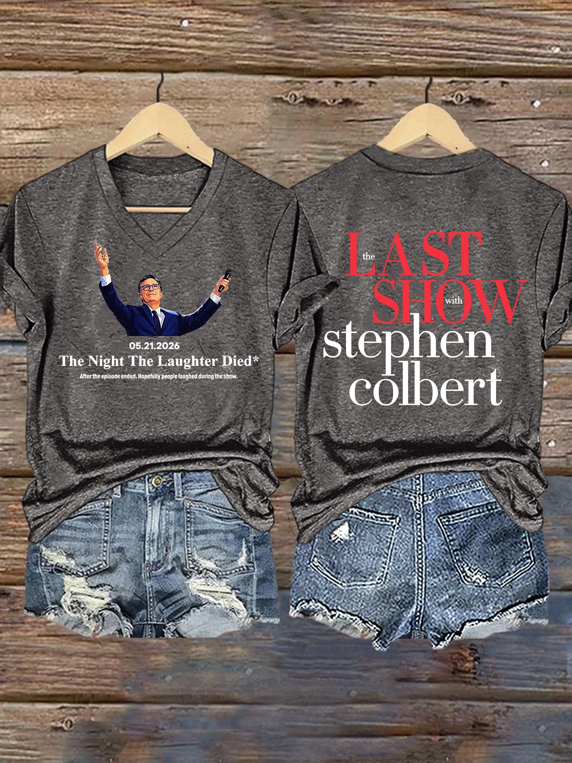 V-Neck Retro Last Show 05.21.2026 The Night The Laughter Died After The Episode Ended. Hopefully People Laughed During The Show Print T-Shirt