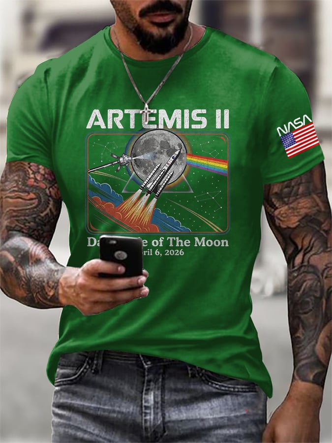 Men's Retro Artemis II Dark Side Of The Moon Print T-Shirt